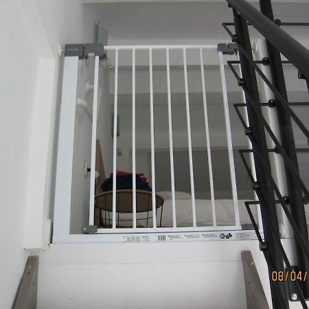 Appartement Avec Chambre En Mezzanine Rognac Ngoại thất bức ảnh