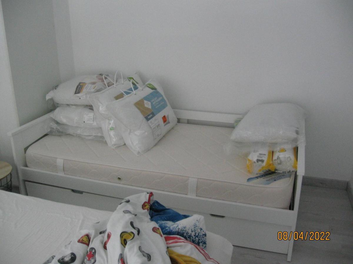 Appartement Avec Chambre En Mezzanine Rognac Ngoại thất bức ảnh