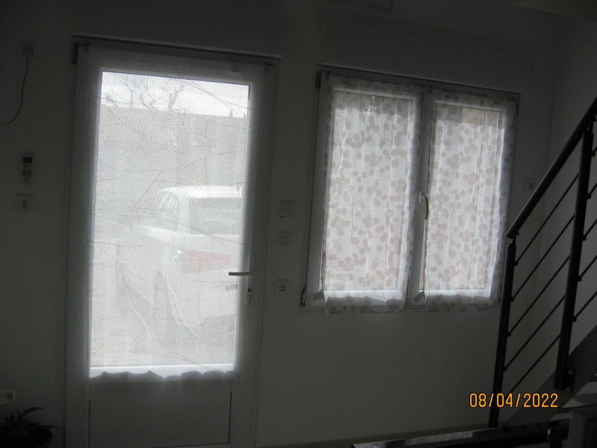 Appartement Avec Chambre En Mezzanine Rognac Ngoại thất bức ảnh